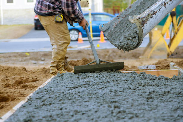 Best Commercial Concrete Services in Salem Lakes, WI